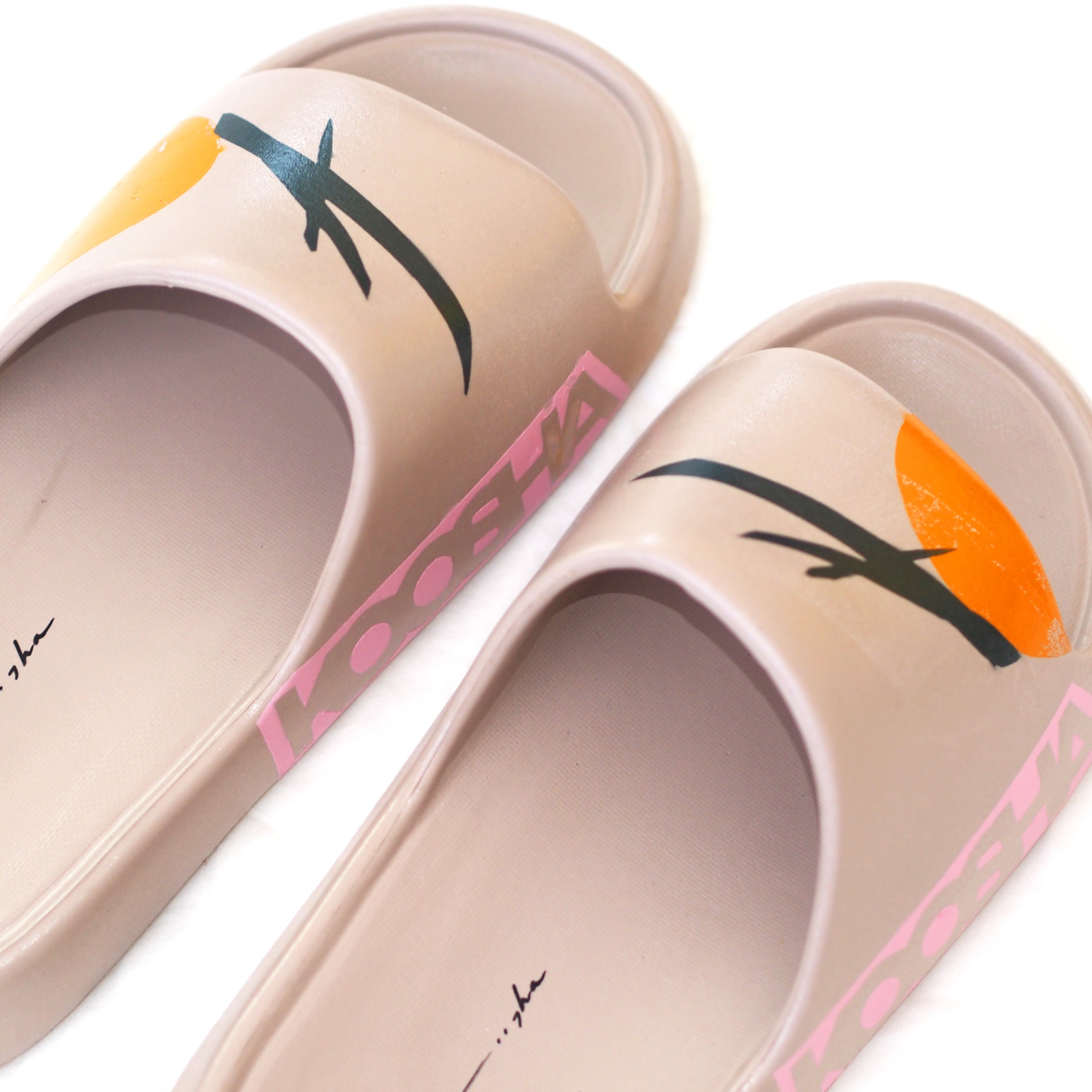 KOOSHA "Beige Sunrise" Slides